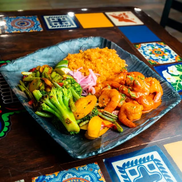 Camarones Al Mojo De Ajo.