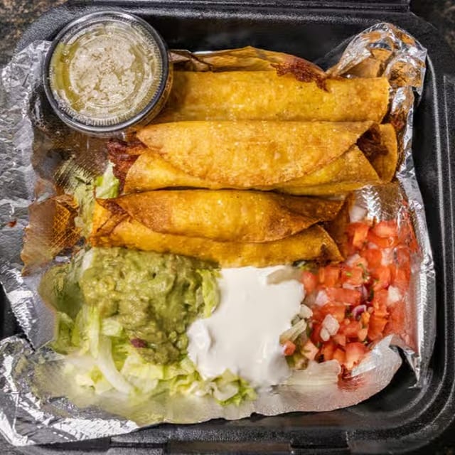 Flautas.